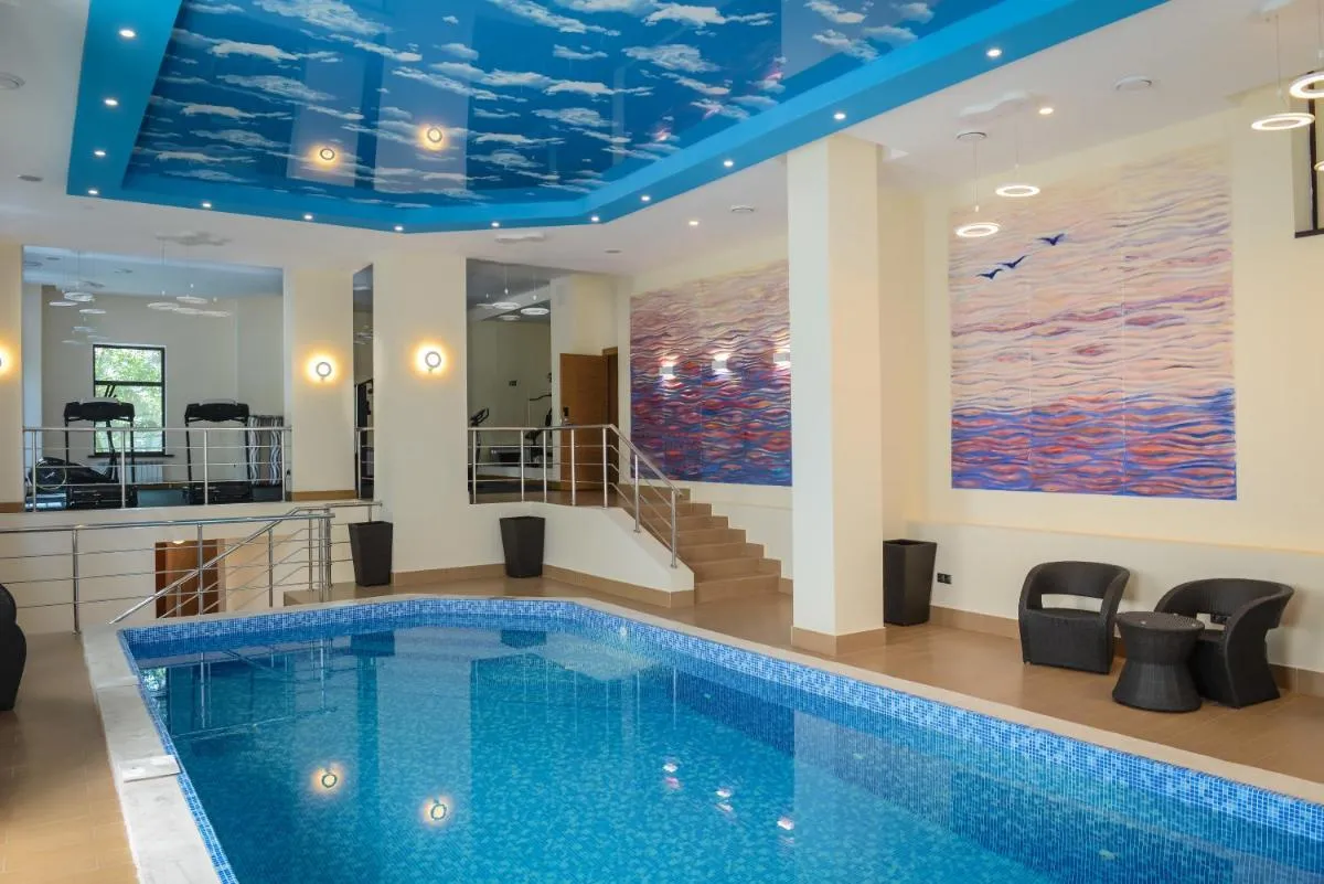 Image 3 of Absolute Hotel