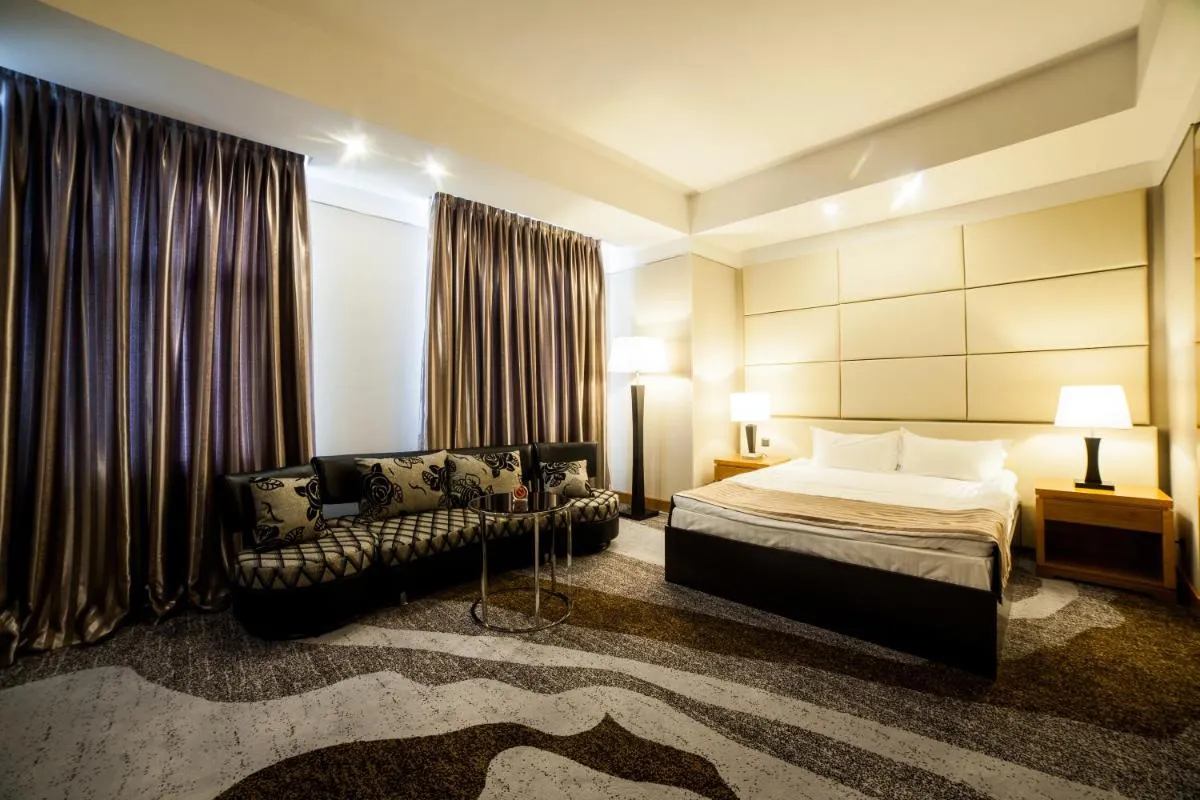 Image 6 of Absolute Hotel
