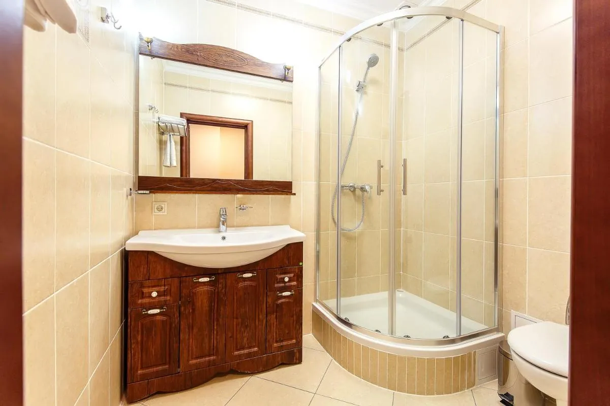 Image 1 of Alanda Hotel