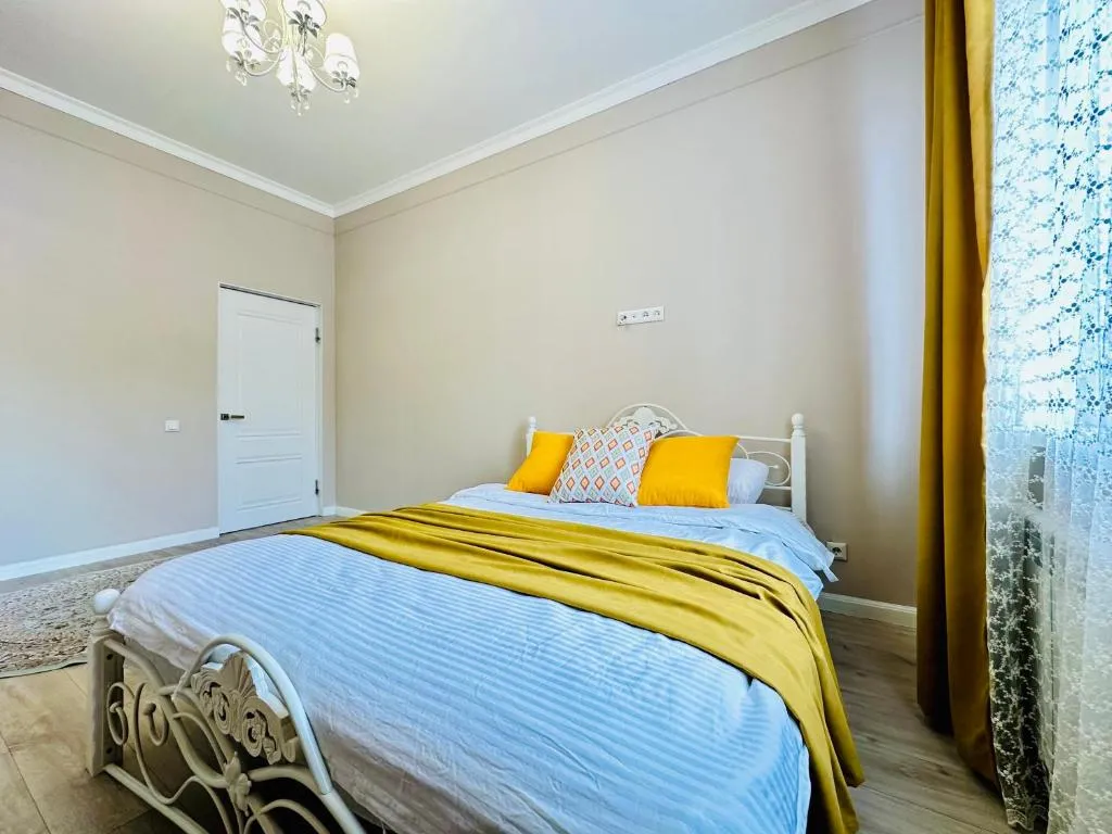 Image of Apartaments COSTA 2х-комн с 2мя кроватями,раскладным диваном ЖК Экспо Бульвар-6