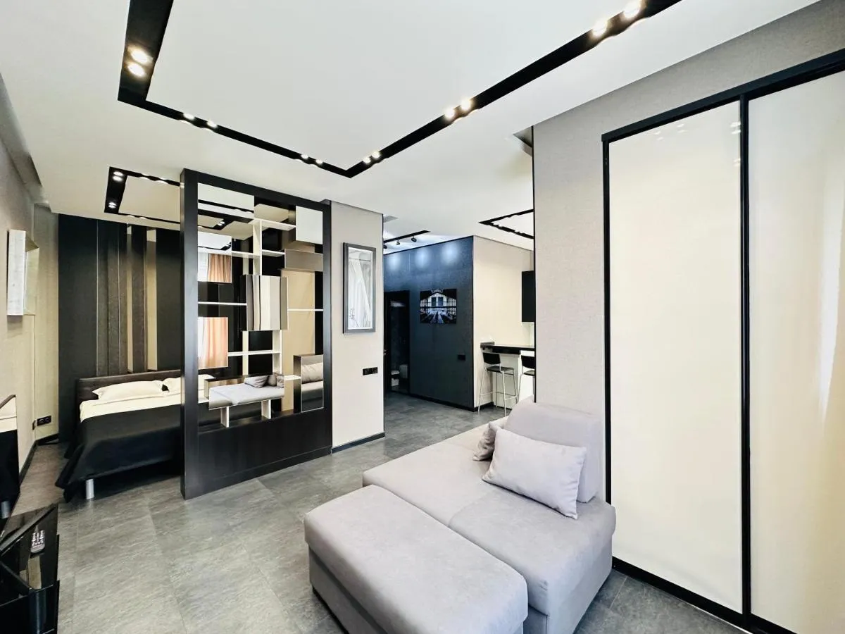 Image 1 of EXPO Boulevard Apartments