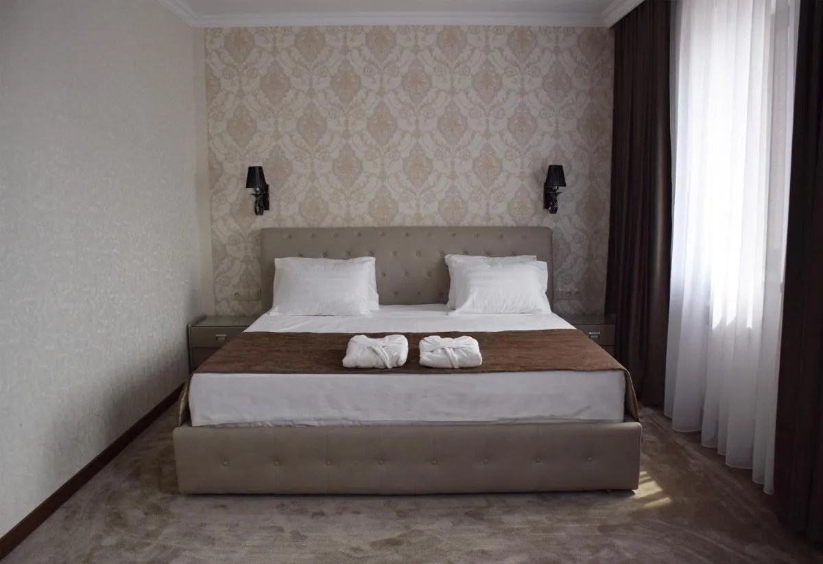 Image 1 of MirOtel Hotel